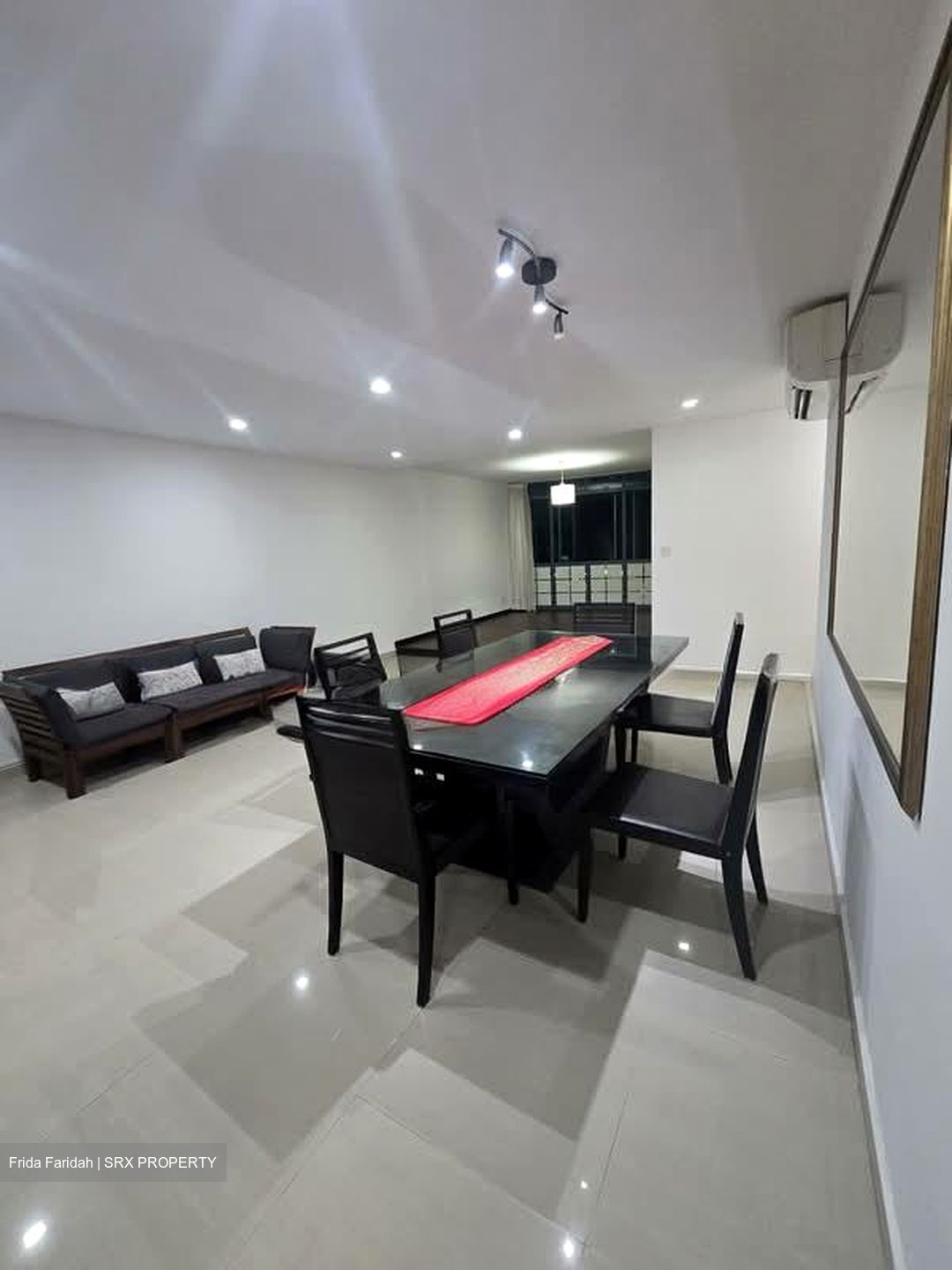 Blk 184 Edgefield Plains (Punggol), HDB Executive #569127081